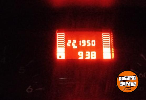 Utilitarios - Renault Kangoo 2017 GNC 220000Km - En Venta