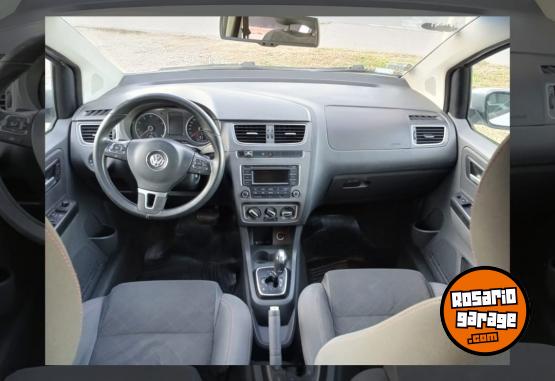 Autos - Volkswagen Suran highline 2014 GNC 160000Km - En Venta