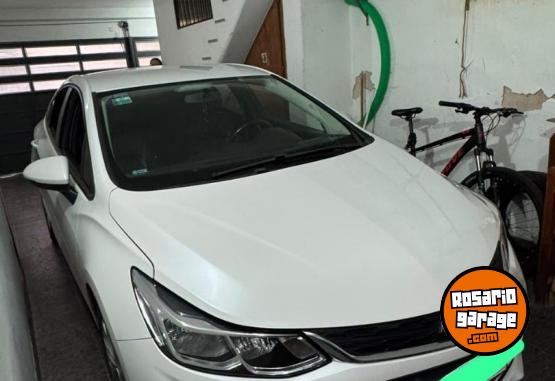 Autos - Chevrolet Cruze 2018 Nafta 80000Km - En Venta