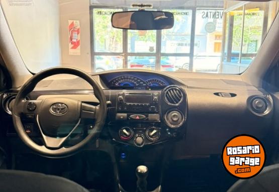 Autos - Toyota ETIOS XS 1.5 2016 Nafta 114500Km - En Venta