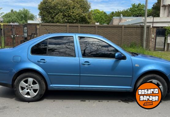 Autos - Volkswagen Bora 2.0 2008 GNC 337000Km - En Venta