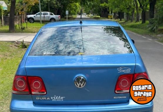 Autos - Volkswagen Bora 2.0 2008 GNC 337000Km - En Venta