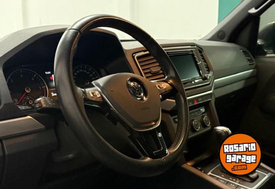 Camionetas - Volkswagen Amarok Highline V6 2023 Diesel 29000Km - En Venta