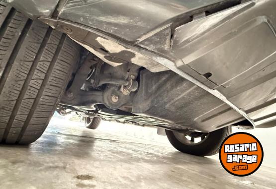 Camionetas - Volkswagen Amarok Highline V6 2023 Diesel 29000Km - En Venta