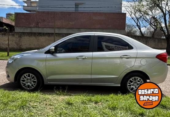 Autos - Ford Ka Sedan S 2017 Nafta 117000Km - En Venta