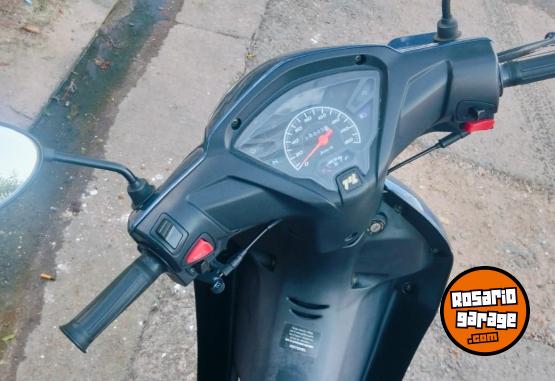 Motos - Motomel Blitz Plus 2024 Nafta 18300Km - En Venta