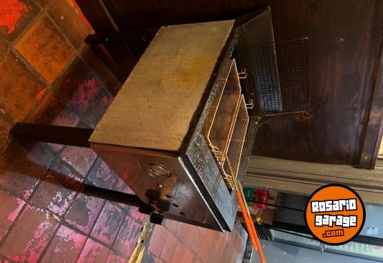 Otros - Freidora Industrial Sol Real a Gas - 2 Canastos - En Venta