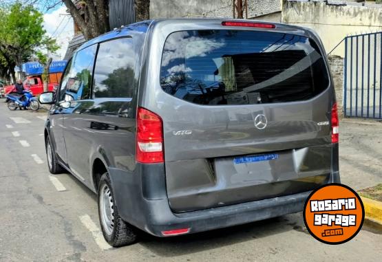 Utilitarios - Mercedes Benz VITO 111 CDU MIXTO 2016 Diesel - En Venta