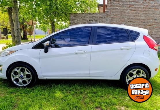 Autos - Ford Fiesta titanium 2012 Nafta 159000Km - En Venta