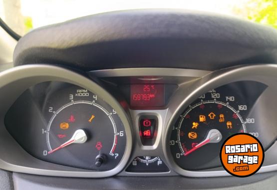 Autos - Ford Fiesta titanium 2012 Nafta 159000Km - En Venta