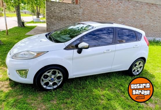 Autos - Ford Fiesta titanium 2012 Nafta 159000Km - En Venta