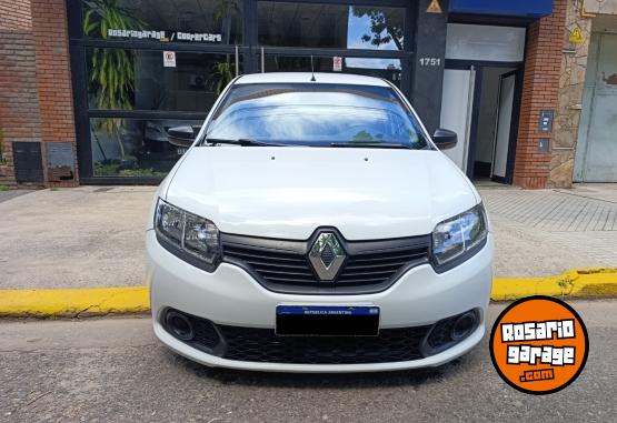 Autos - Renault Sandero Authent+NAVEGADOR 2017 Nafta 92000Km - En Venta
