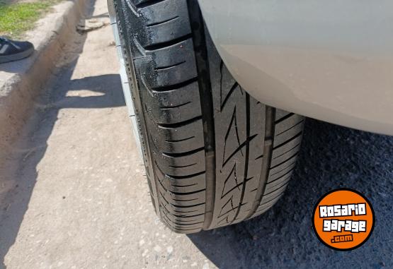 Autos - Chevrolet Corsa celta LT 2013 GNC 300000Km - En Venta