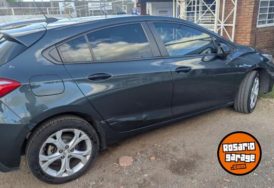 Autos - Chevrolet Cruze 1.4 LT 5 ptas 2017 Nafta 118000Km - En Venta