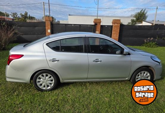 Autos - Nissan Versa Sense Pure Drive 2016 GNC 140000Km - En Venta