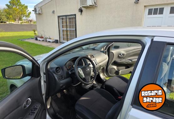 Autos - Nissan Versa Sense Pure Drive 2016 GNC 140000Km - En Venta
