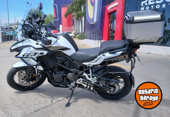 Motos - Benelli TRK 502 X 2023 Nafta 24500Km - En Venta