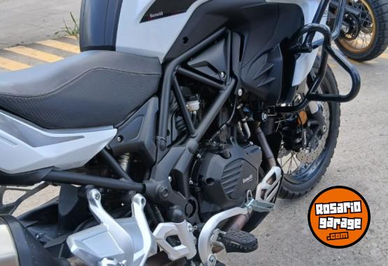 Motos - Benelli TRK 502 X 2023 Nafta 24500Km - En Venta