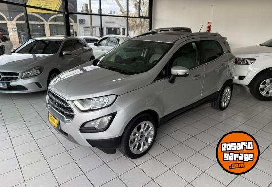 Autos - Ford EcoSport Titanium 2021 Nafta 84000Km - En Venta