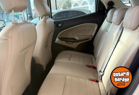 Autos - Ford EcoSport Titanium 2021 Nafta 84000Km - En Venta