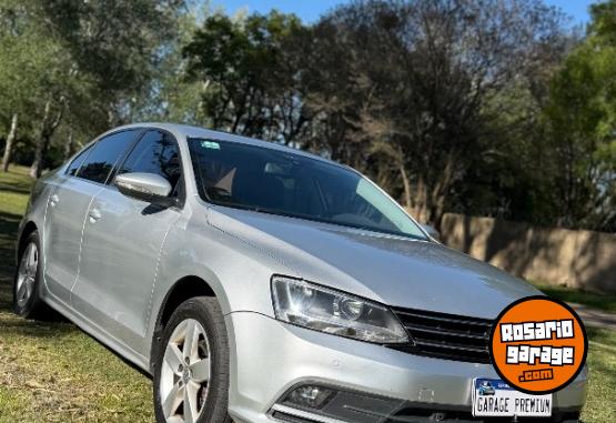 Autos - Volkswagen Vento 2.5 Luxury 2016 Nafta 210000Km - En Venta