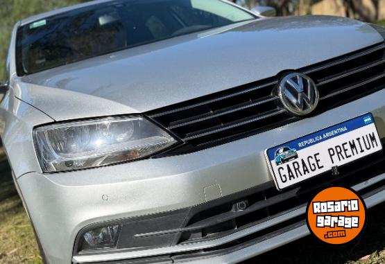 Autos - Volkswagen Vento 2.5 Luxury 2016 Nafta 210000Km - En Venta