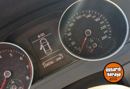 Autos - Volkswagen Vento 2.5 Luxury 2016 Nafta 210000Km - En Venta