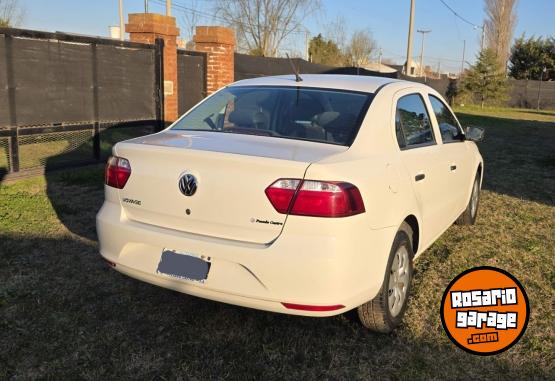 Autos - Volkswagen Voyage 2016 Nafta 45100Km - En Venta