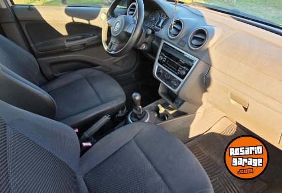 Autos - Volkswagen Voyage 2016 Nafta 45100Km - En Venta