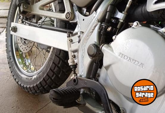 Motos - Honda Falc�n 400 2012 Nafta 31000Km - En Venta