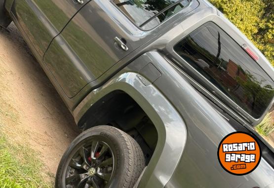 Camionetas - Volkswagen Amarok comfortline 4x4 au 2023 Diesel 67300Km - En Venta
