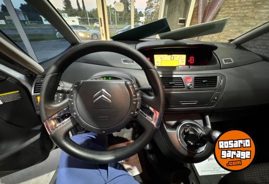 Autos - Citroen C4 GRAND PICASSO HDI 2011 Diesel 150000Km - En Venta