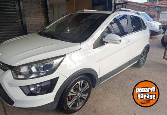 Autos - Baic x25 elite 2019 GNC 70000Km - En Venta