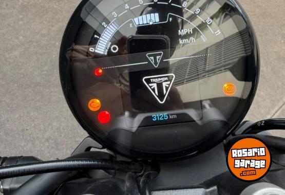 Motos - Triumph trident 660 2024 Nafta 3100Km - En Venta