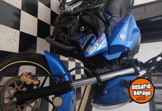 Motos - Suzuki giller 2018 Nafta 30000Km - En Venta