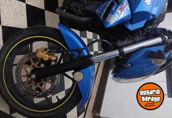 Motos - Suzuki giller 2018 Nafta 30000Km - En Venta