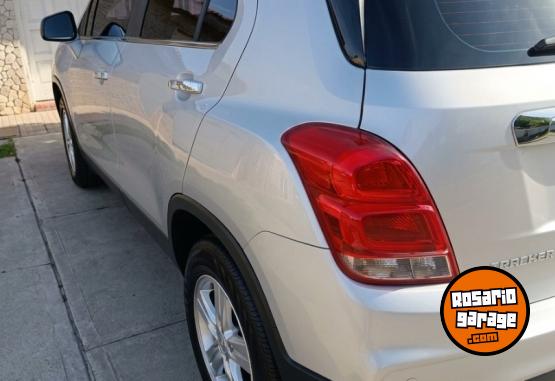Autos - Chevrolet Tracker premier 2018 Nafta 123000Km - En Venta