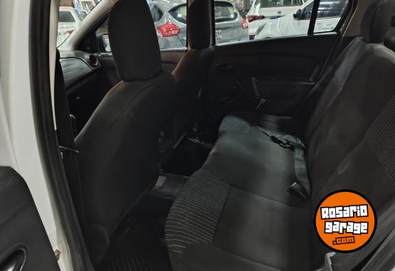Autos - Renault LOGAN 2017 Nafta 116000Km - En Venta