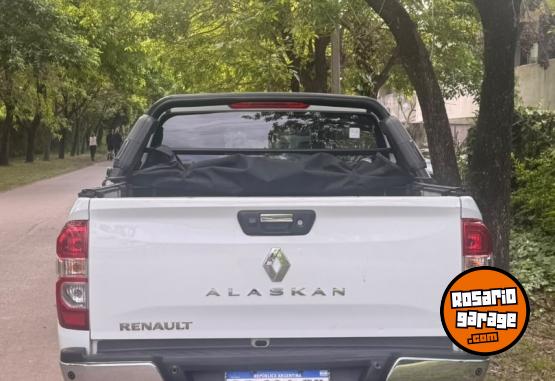 Camionetas - Renault Alaskan Intense 4x4 TDI 2022 Diesel 70000Km - En Venta