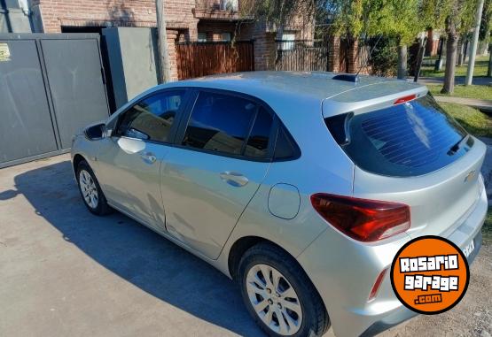 Autos - Chevrolet Ónix LT tech onstar 2020 Nafta 95000Km - En Venta