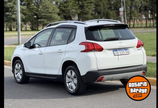 Autos - Peugeot 2008 Allure 2018 Nafta 127000Km - En Venta