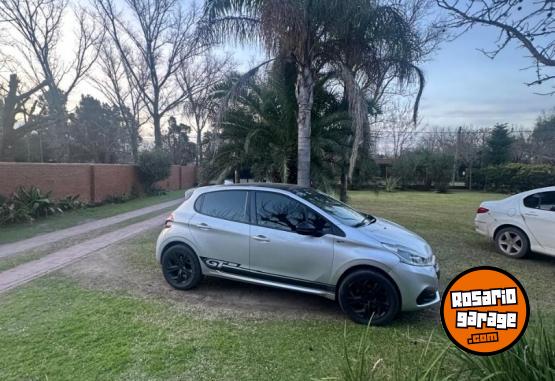 Autos - Peugeot 208 GT 2017 Nafta 80000Km - En Venta