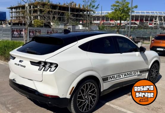 Autos - Ford Mustang 2024 Electrico / Hibrido 13000Km - En Venta