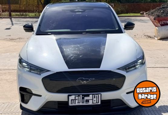 Autos - Ford Mustang 2024 Electrico / Hibrido 13000Km - En Venta