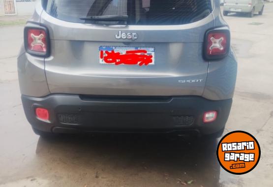 Camionetas - Jeep Renegade sport 2018 Nafta 130000Km - En Venta