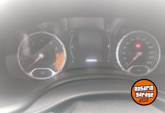 Camionetas - Jeep Renegade sport 2018 Nafta 130000Km - En Venta