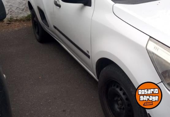 Utilitarios - Chevrolet Montana LS 2011 Nafta 171000Km - En Venta