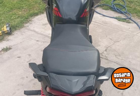 Motos - Honda Cb Twister 125cc 2025 Nafta 7000Km - En Venta