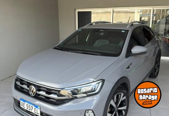Autos - Volkswagen Nivus 2020 Nafta 110000Km - En Venta