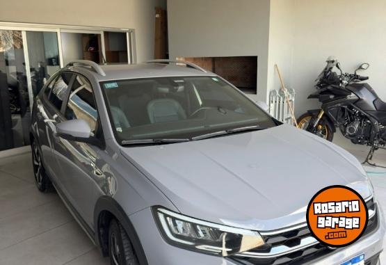 Autos - Volkswagen Nivus 2020 Nafta 110000Km - En Venta